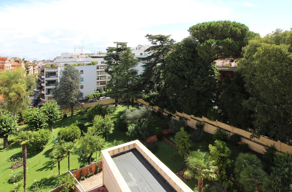 Room In Roma Isole Ngoại thất bức ảnh