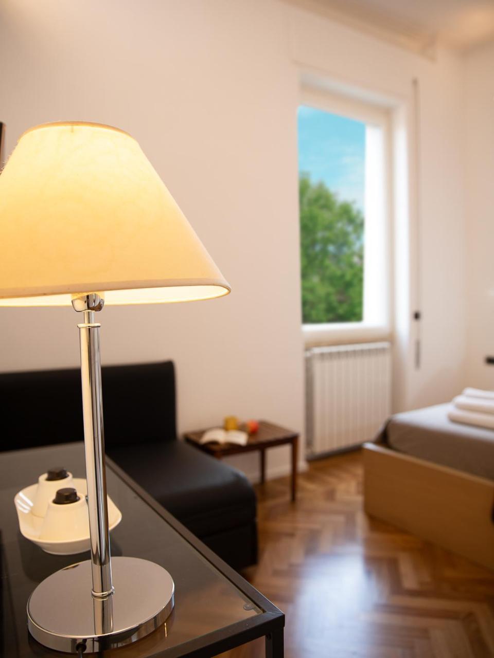 Room In Roma Isole Ngoại thất bức ảnh