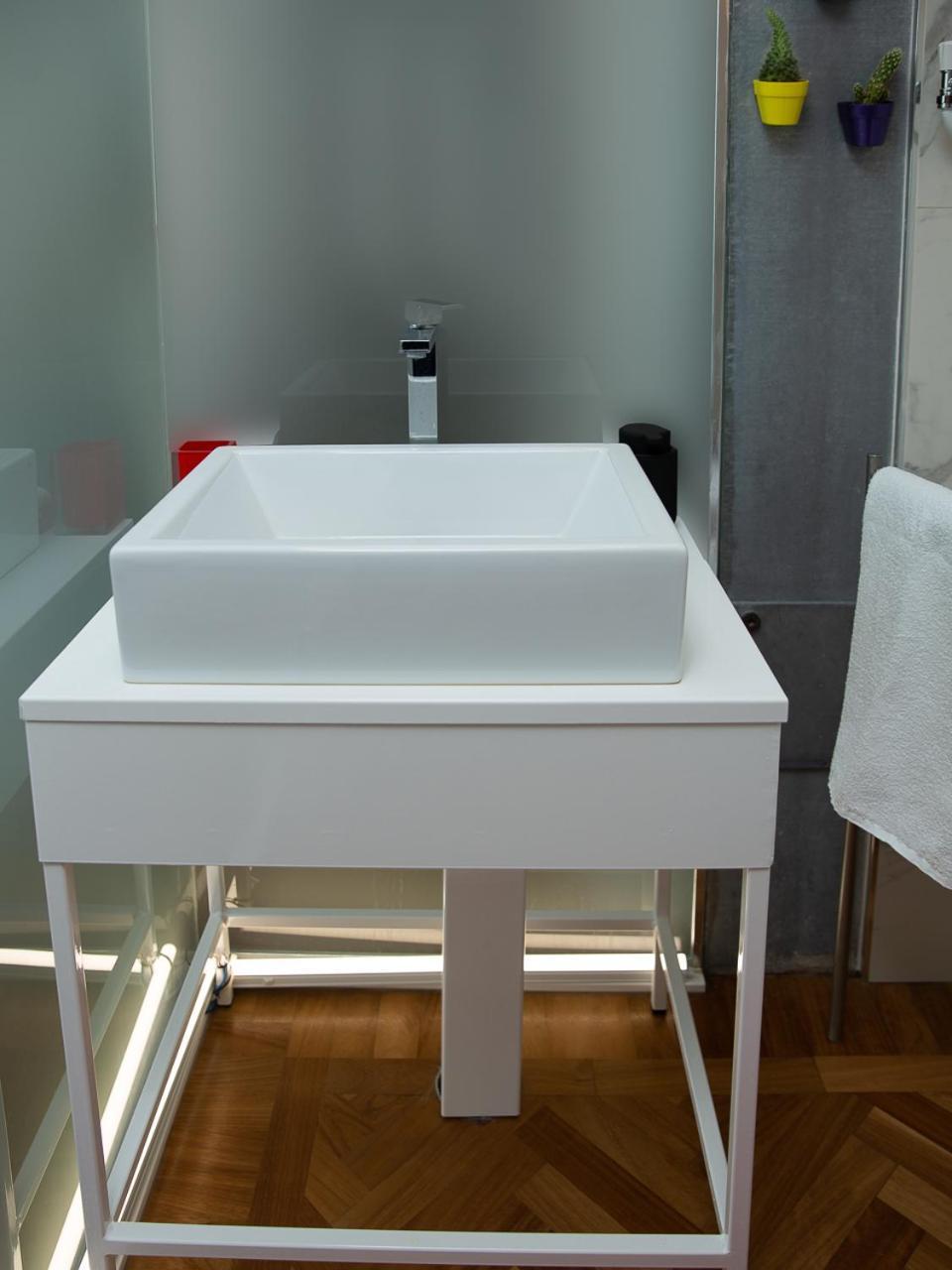 Room In Roma Isole Ngoại thất bức ảnh